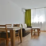 Apartcomplex Chateau Aheloj