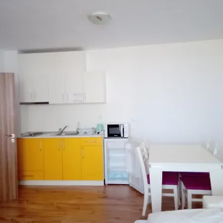 Апартамент апарткомплекс шато *