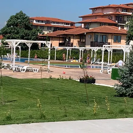 Apartcomplex Chateau Lägenhet *