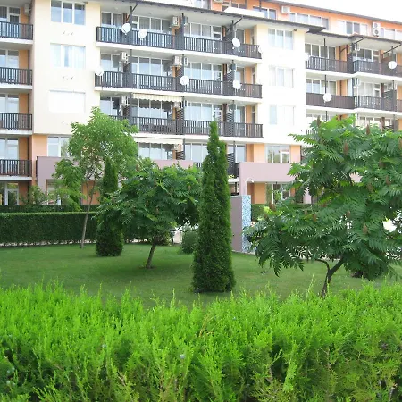 Lägenhet Apartcomplex Chateau *