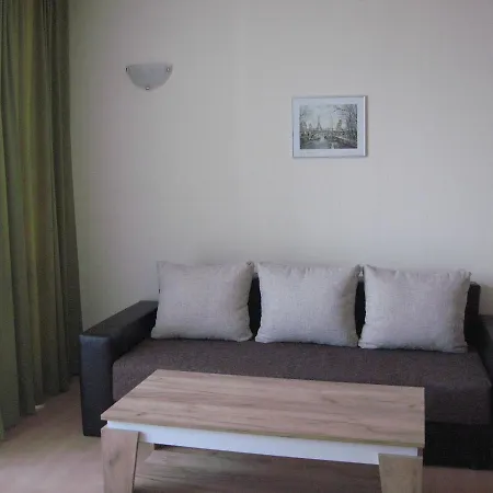 Lägenhet Apartcomplex Chateau Aheloy