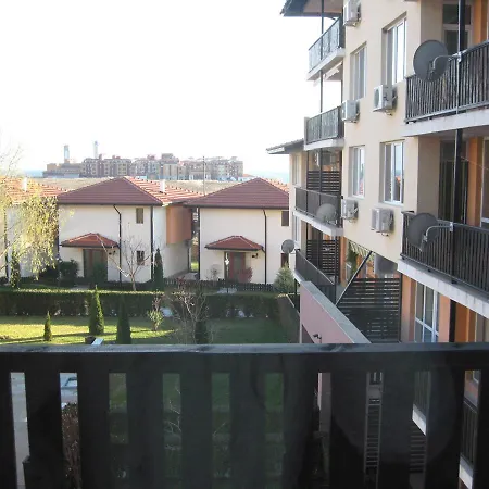 Apartcomplex Chateau Lägenhet