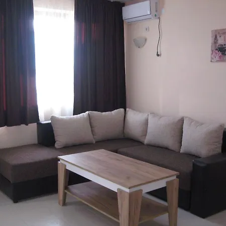 Lägenhet Apartcomplex Chateau *