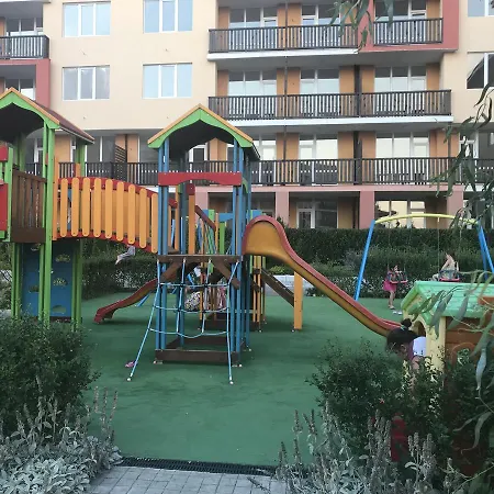 Apartcomplex Chateau Lägenhet *